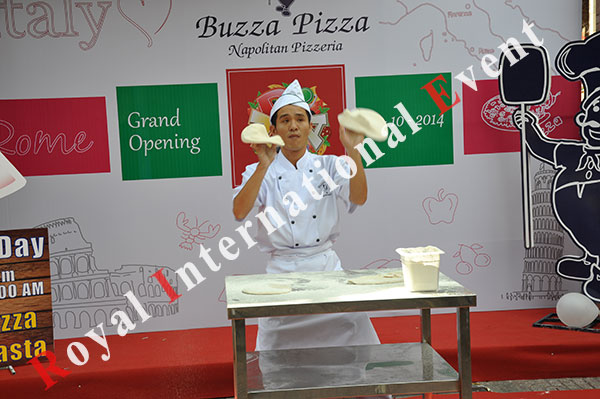 Tổ chức sự kiện Lễ khai trương Nhà hàng Buzza Pizza - 36