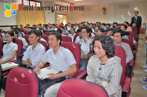 Tổ chức sự kiện cho tập đoàn N.E.C Soft Nhật Bản tại Đại học Bách Khoa Tp.HCM 3